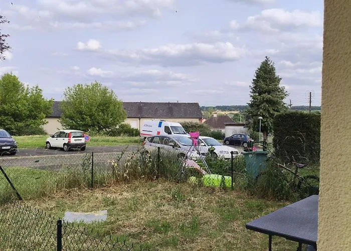 Frühstückspension 1 Pour Les 24h Du Mans Connerré